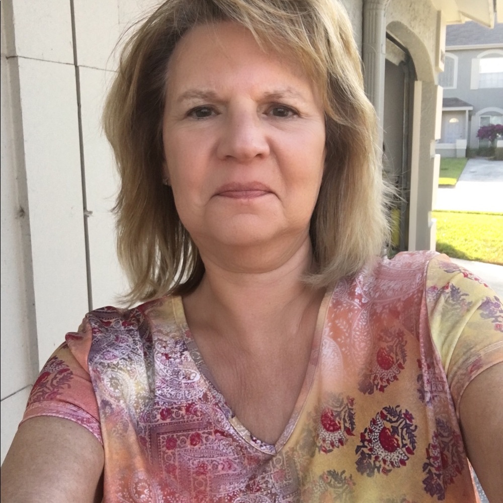 Meet your Posher, Marcia